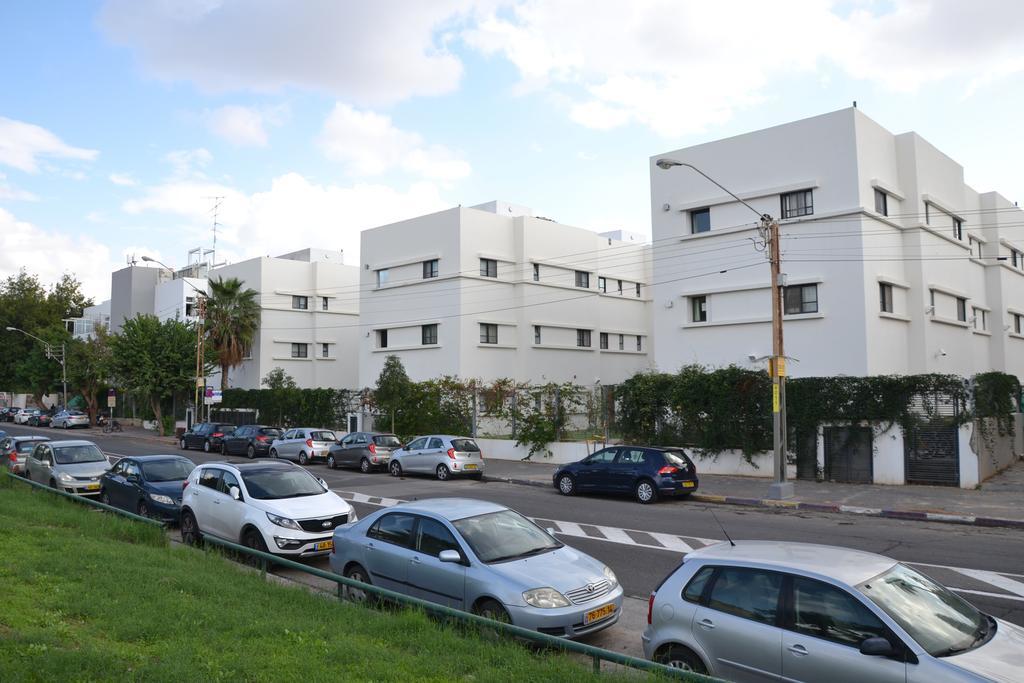 Hi - Bnei Dan - *